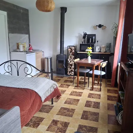 Chez Claire Et Olivier